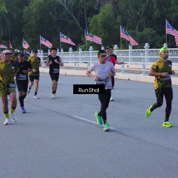 Runner Photo 7107133