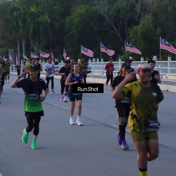 Runner Photo 7107153