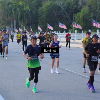 Runner Photo 7107163