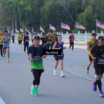 Runner Photo 7107165