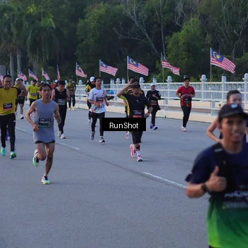 Runner Photo 7107179