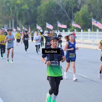 Runner Photo 7107180