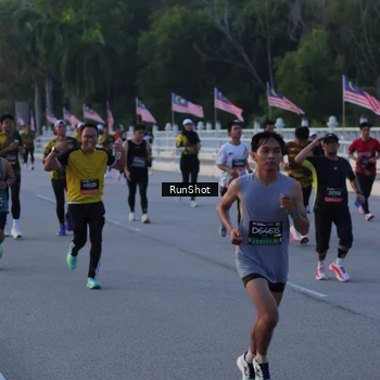 Runner Photo 7107191