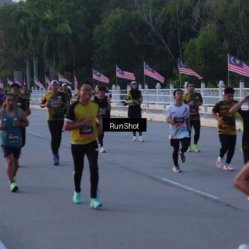 Runner Photo 7107200