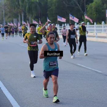 Runner Photo 7107224