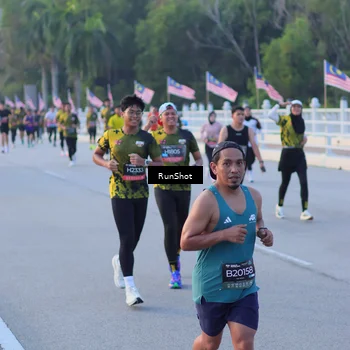 Runner Photo 7107231