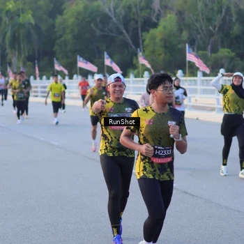 Runner Photo 7107244