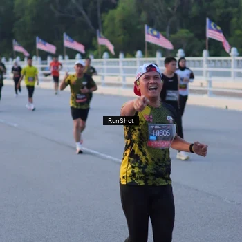 Runner Photo 7107254