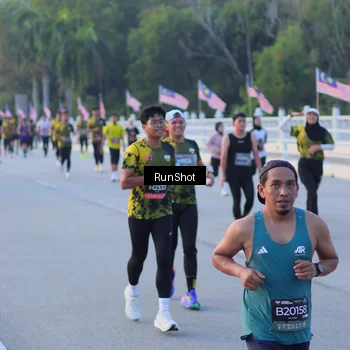 Runner Photo 7107257