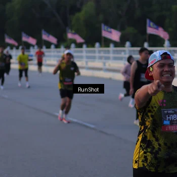 Runner Photo 7107261