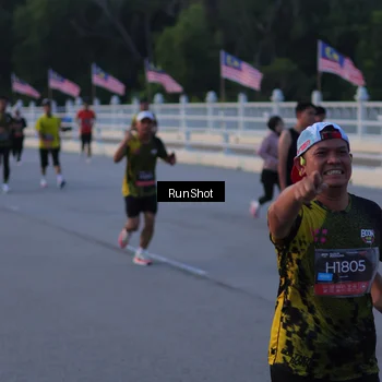 Runner Photo 7107263