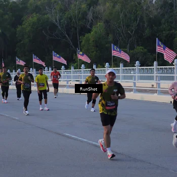 Runner Photo 7107267