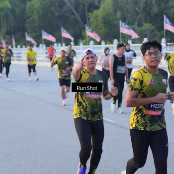 Runner Photo 7107276