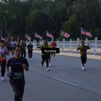 Runner Photo 7107277