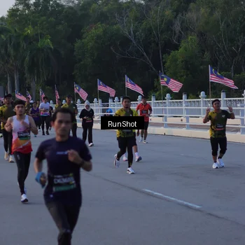 Runner Photo 7107281