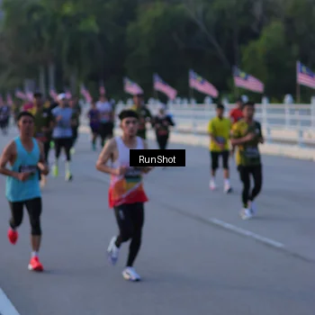 Runner Photo 7107289