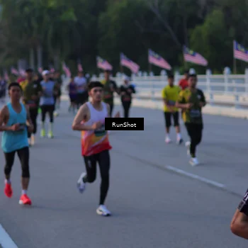Runner Photo 7107290