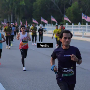 Runner Photo 7107292