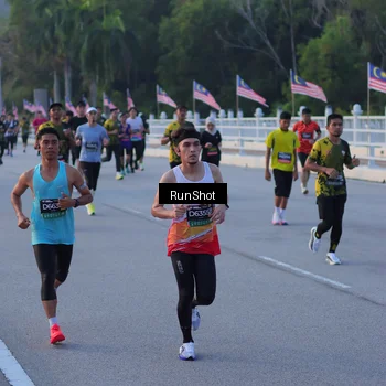 Runner Photo 7107295