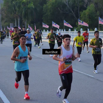 Runner Photo 7107298