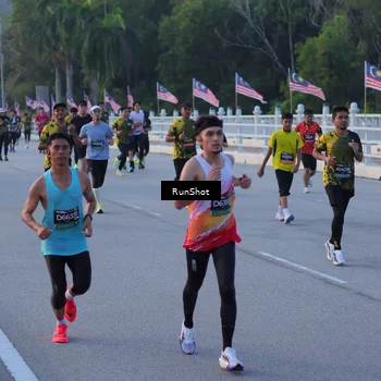 Runner Photo 7107299