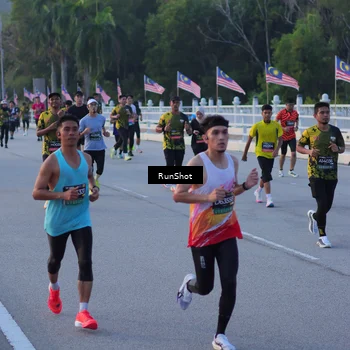 Runner Photo 7107301
