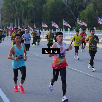 Runner Photo 7107302