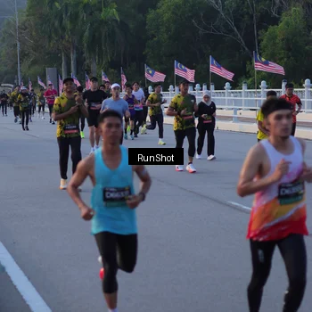 Runner Photo 7107303