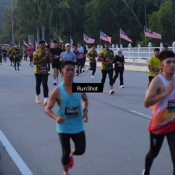 Runner Photo 7107305