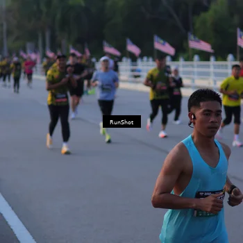 Runner Photo 7107314