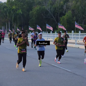 Runner Photo 7107324