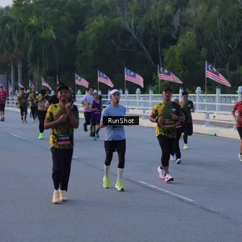 Runner Photo 7107326