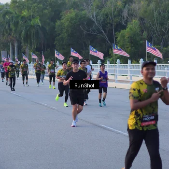 Runner Photo 7107352