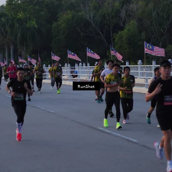 Runner Photo 7107362