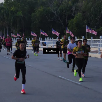 Runner Photo 7107366