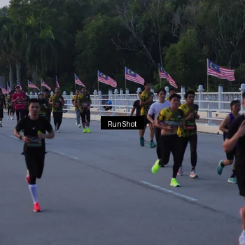 Runner Photo 7107369