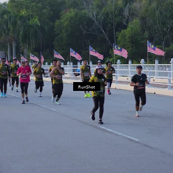 Runner Photo 7107398
