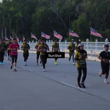 Runner Photo 7107410