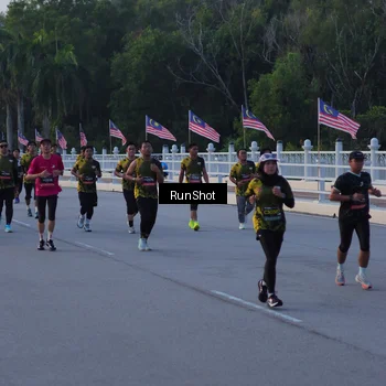 Runner Photo 7107411