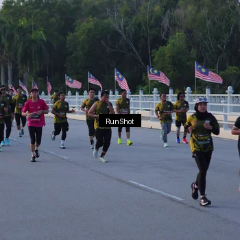 Runner Photo 7107413