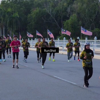 Runner Photo 7107417