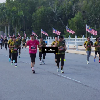 Runner Photo 7107434