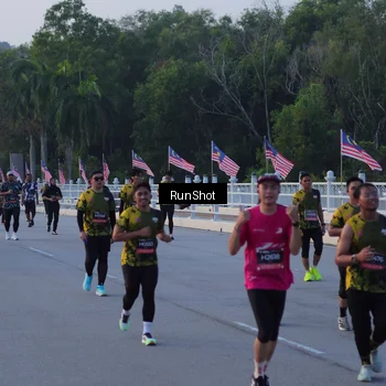Runner Photo 7107448