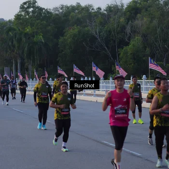 Runner Photo 7107449