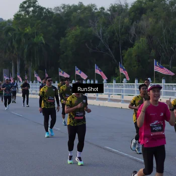 Runner Photo 7107456