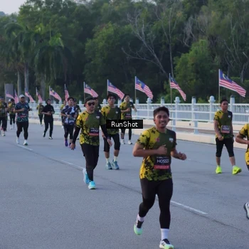 Runner Photo 7107461