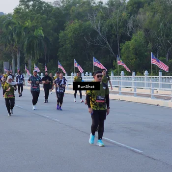 Runner Photo 7107471