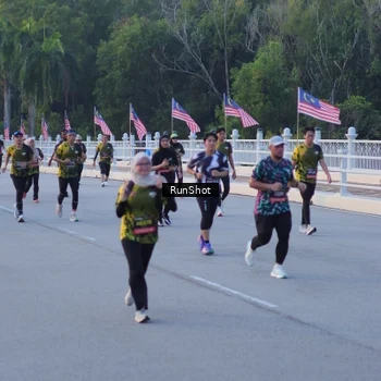 Runner Photo 7107503