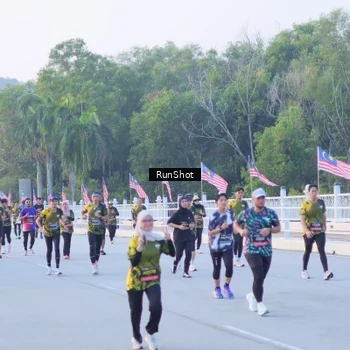 Runner Photo 7107507