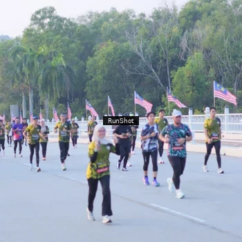 Runner Photo 7107508